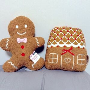 Sale! Target Gingerbread Pillow Set